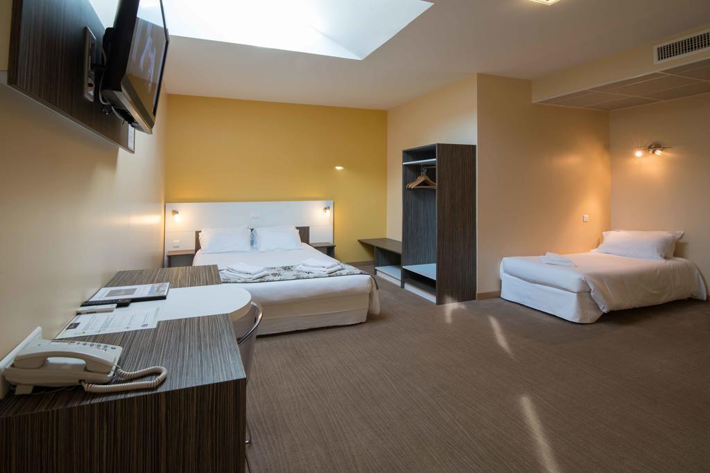 Hotel La Saleine Crest Esterno foto